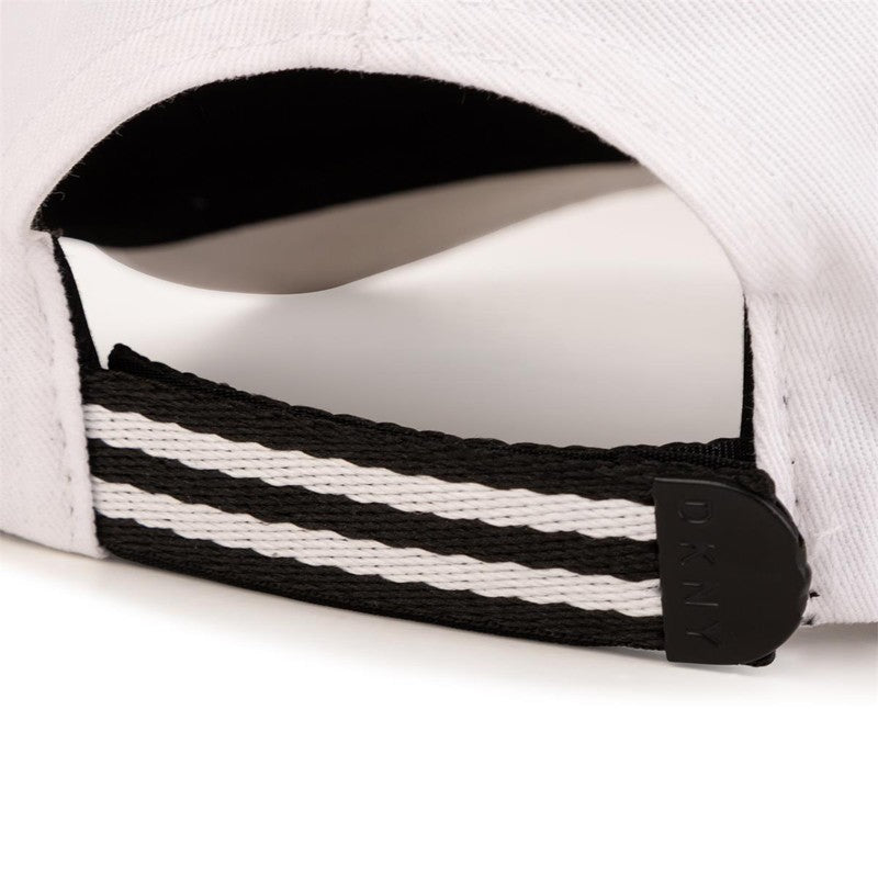 DKNY D31283-10B Czapka z daszkiem dziewczęca kolor biały -  - #tag1# - #tag2# - #tag3# - #tag4#