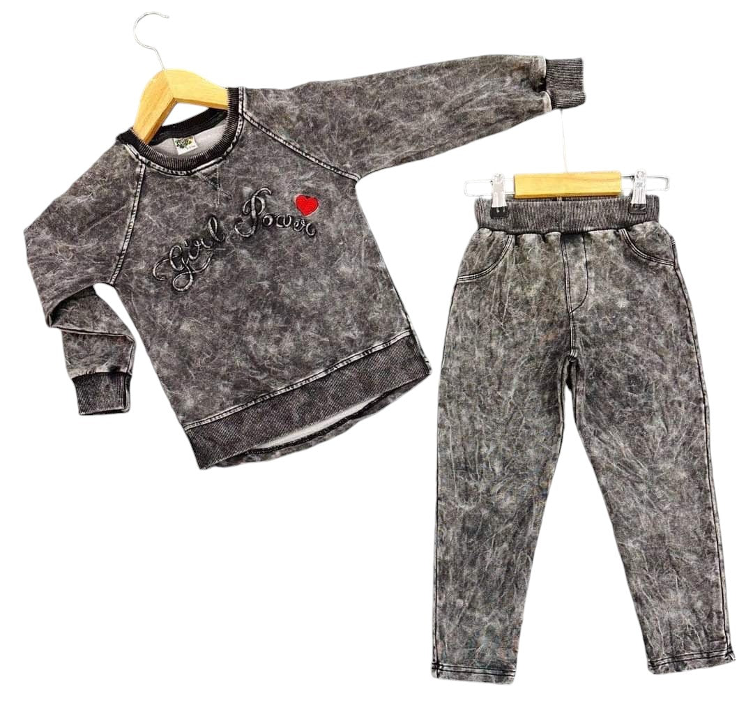 Dres sportowy 2 części  dziewczęcy szary Surprise 20029-29824 GKMOD -  - #tag1# - #tag2# - #tag3# - #tag4#