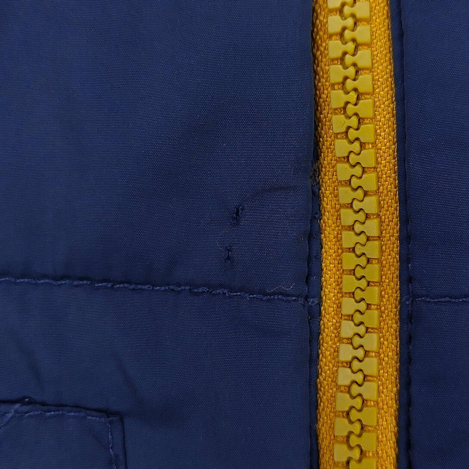 Kamizelka ocieplana chłopięca używana H&M kod 2 -  - #tag1# - #tag2# - #tag3# - #tag4#