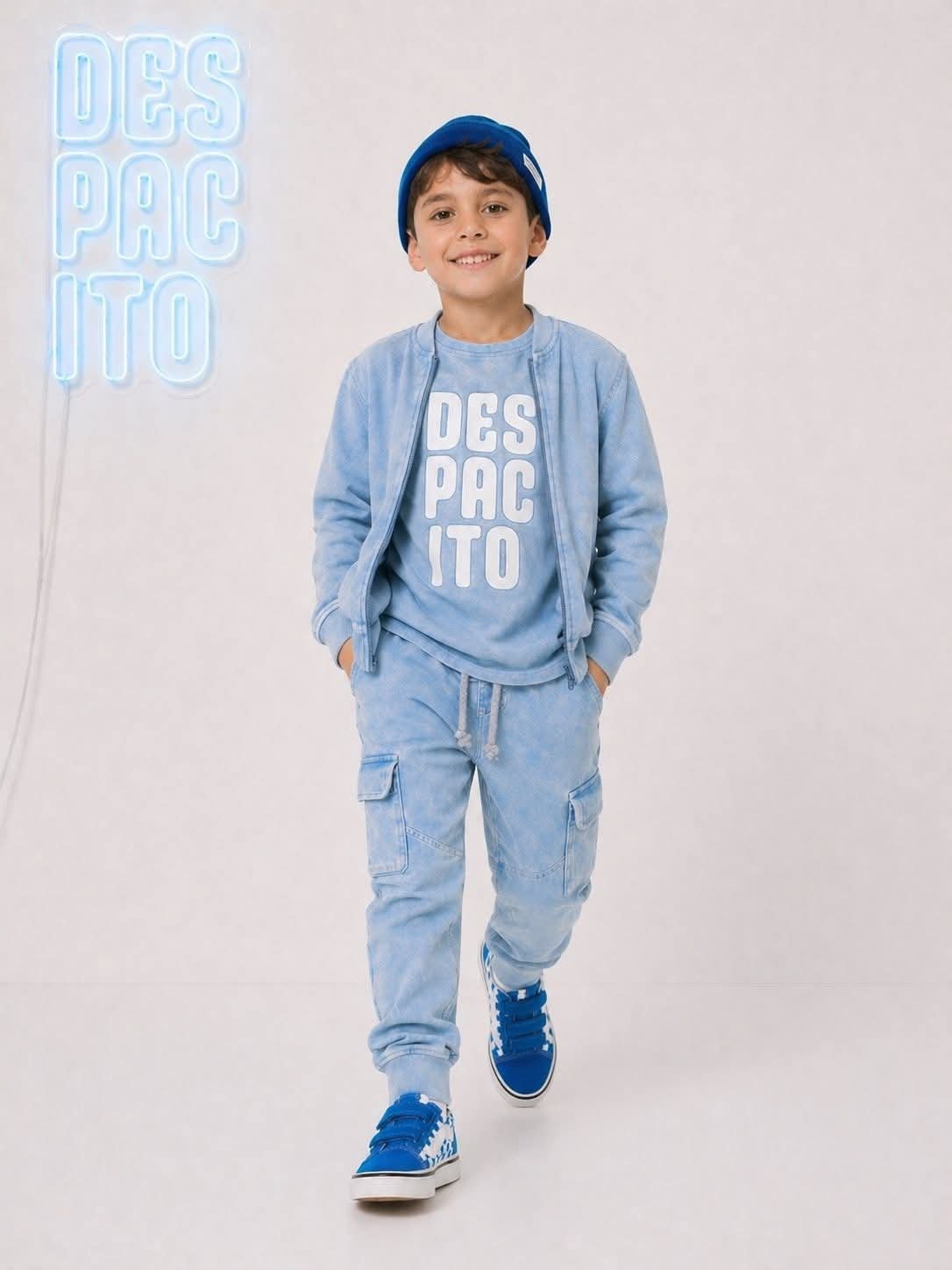 Bluza dekatyzowana stójka chłopięca niebieski Despacito 4149-29426