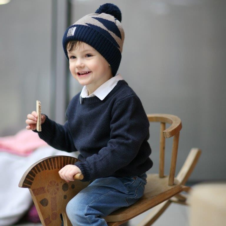 Pupill boy's hat with pompom SYBERIAN beige/navy blue